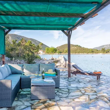 Waterfront Oasis-2 By Interhome Апартаменты Мали-Стон