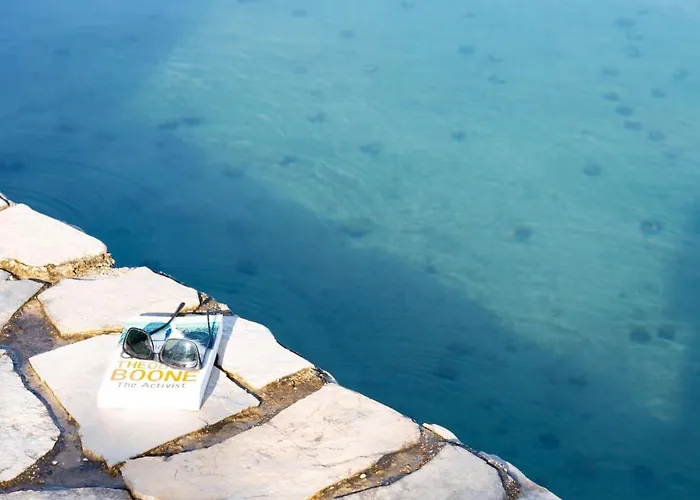 Waterfront Oasis-2 By Interhome * مالي ستون