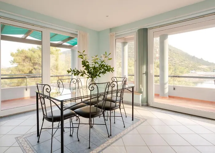 Waterfront Oasis-2 By Interhome شقة مالي ستون