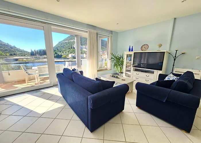 Waterfront Oasis-2 By Interhome شقة *